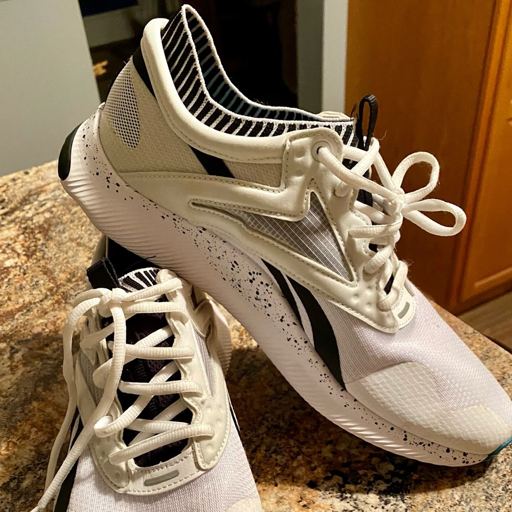 Reebok mens fitness shoes